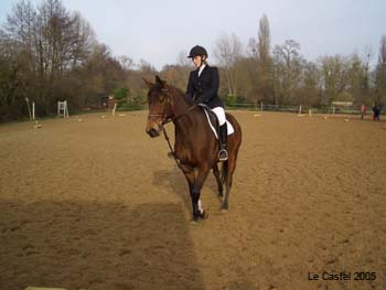 11-E2 Claire montant Klown